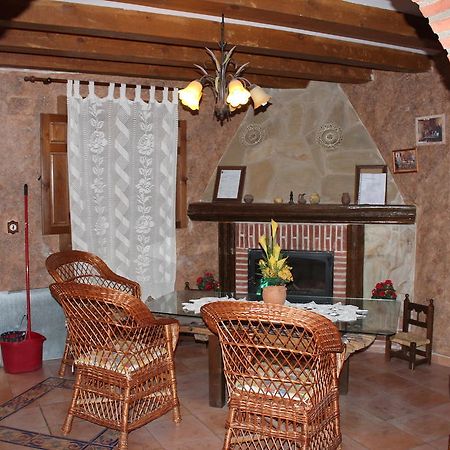 Casa Rural Laura Guest House Villafeliche Екстериор снимка